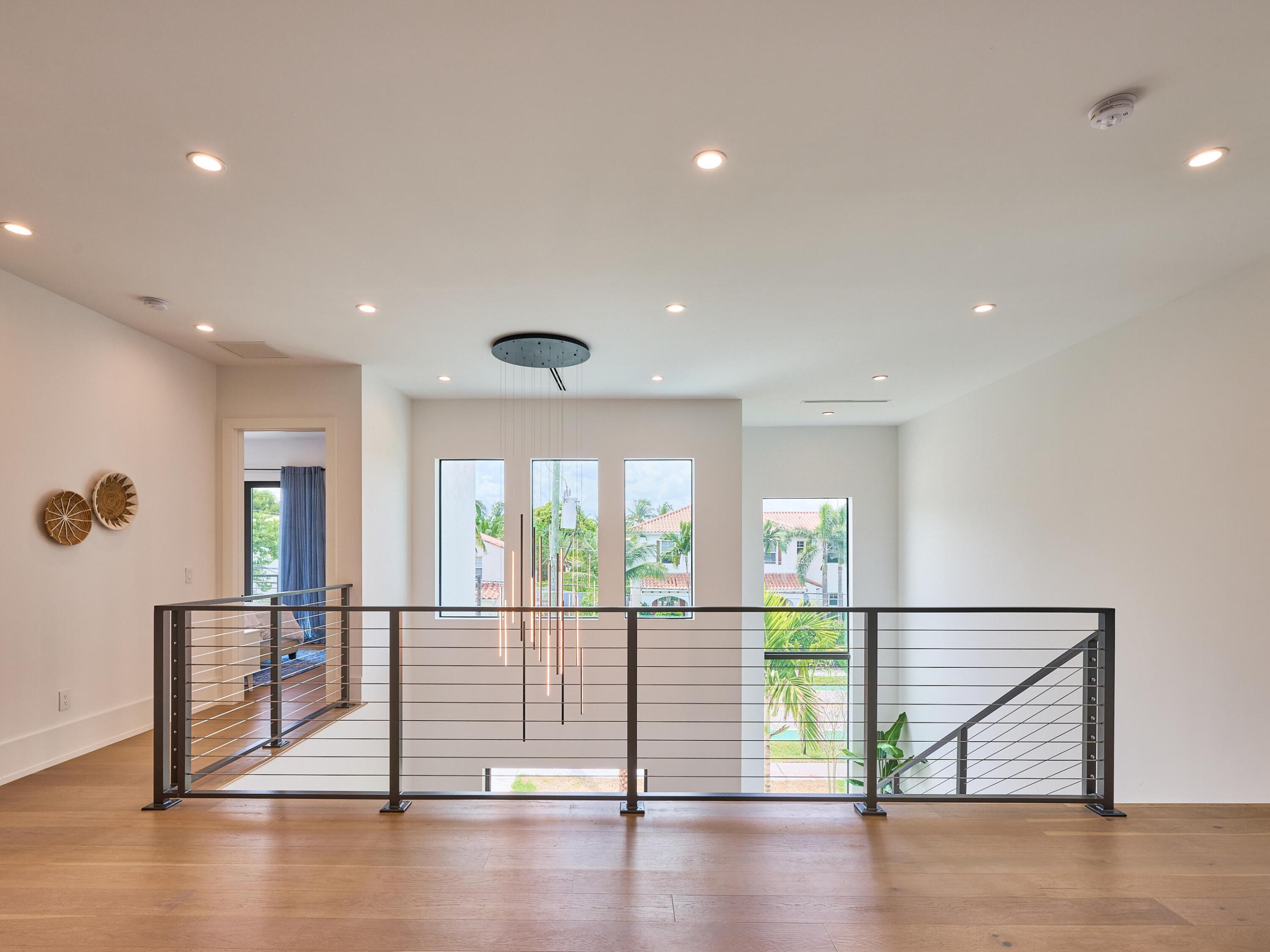 907 NE 2nd Avenue, Delray Beach FL, 33444