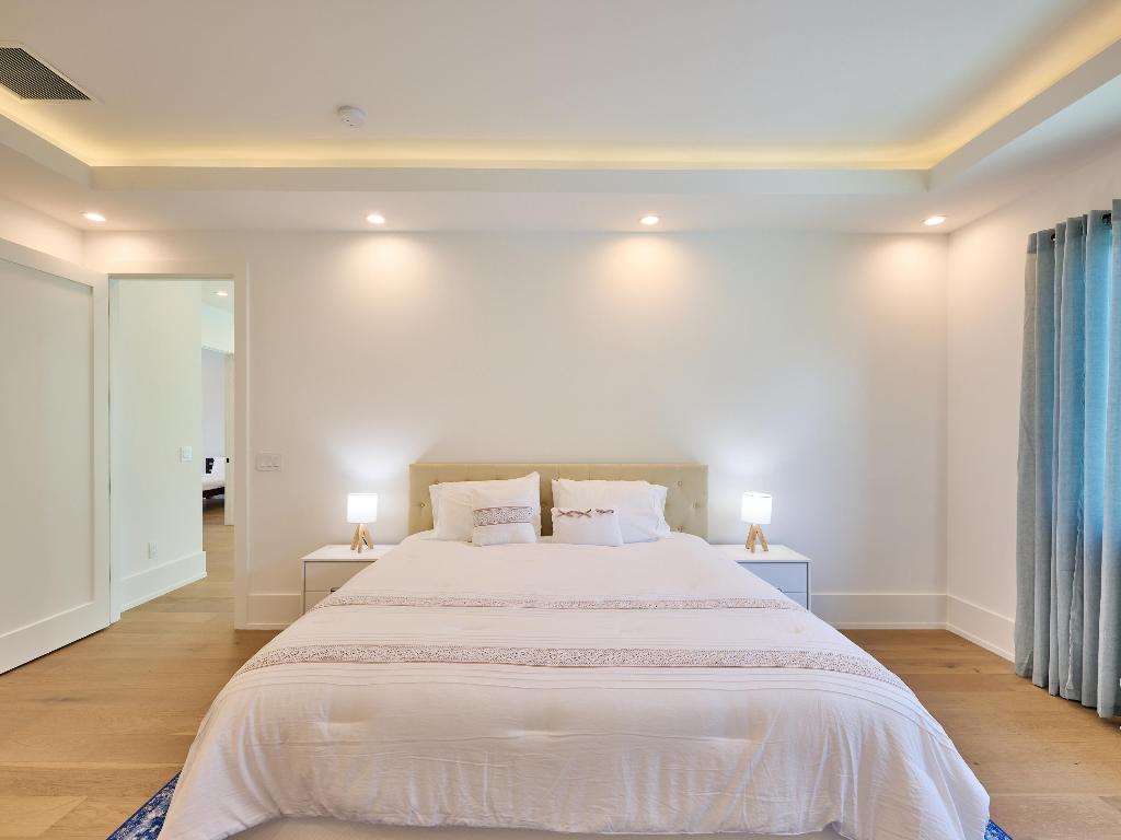 907 NE 2nd Avenue, Delray Beach FL, 33444