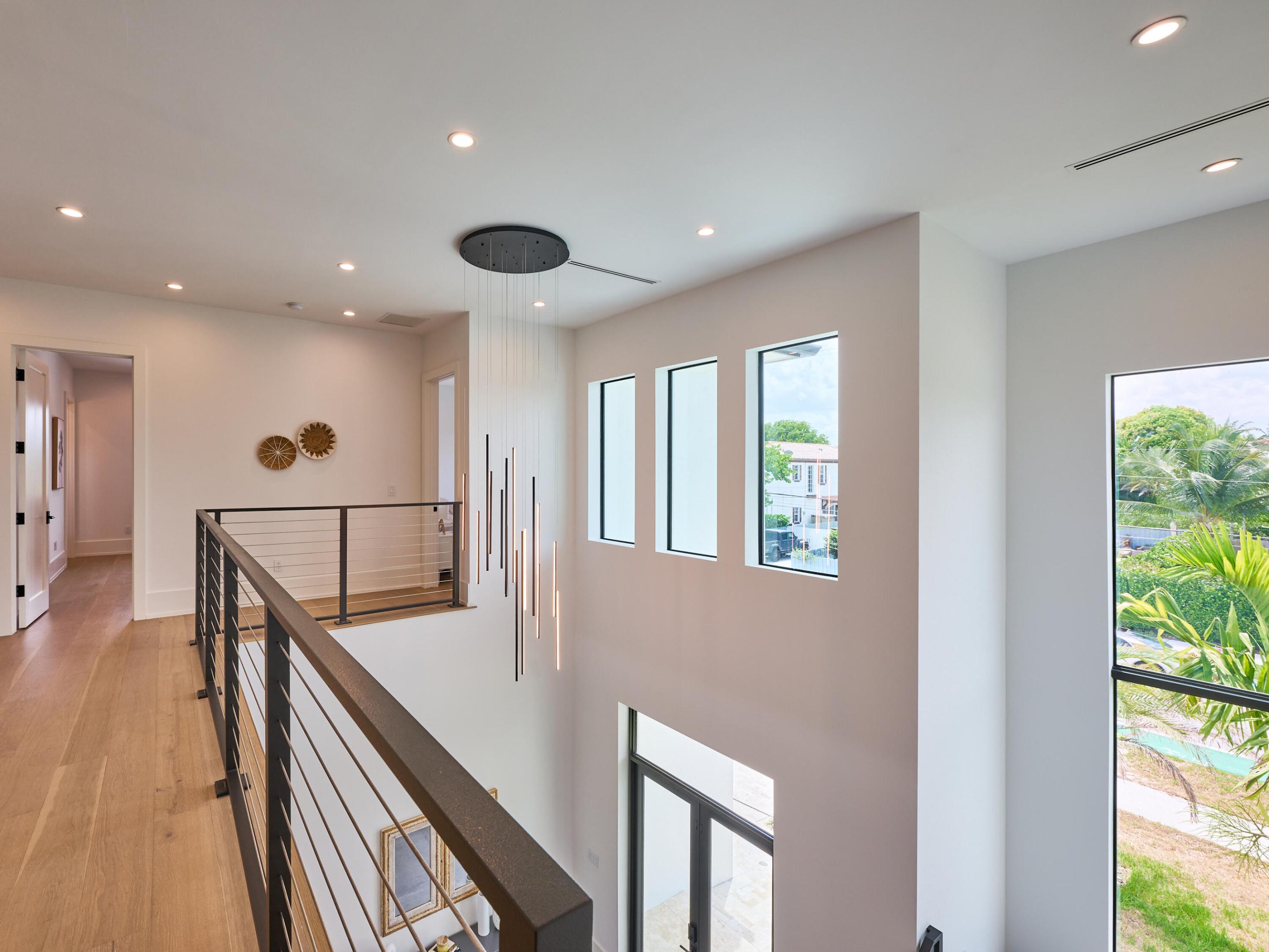 907 NE 2nd Avenue, Delray Beach FL, 33444