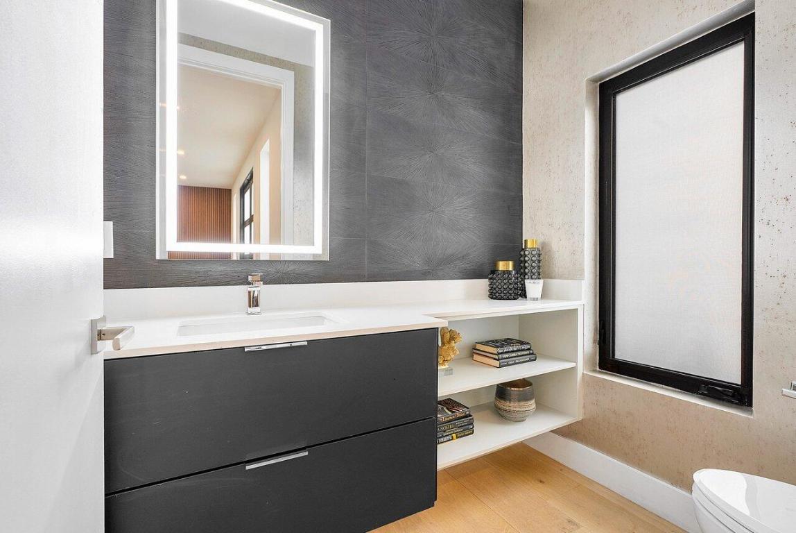 919 Jasmine Drive, Delray Beach FL, 33483