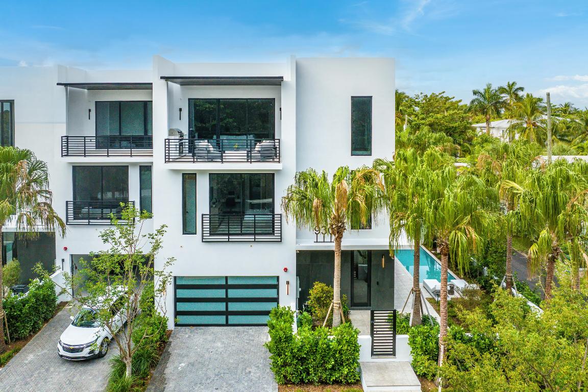 930 Palm Trail, Delray Beach FL, 33483