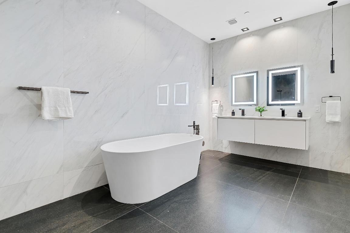 930 Palm Trail, Delray Beach FL, 33483