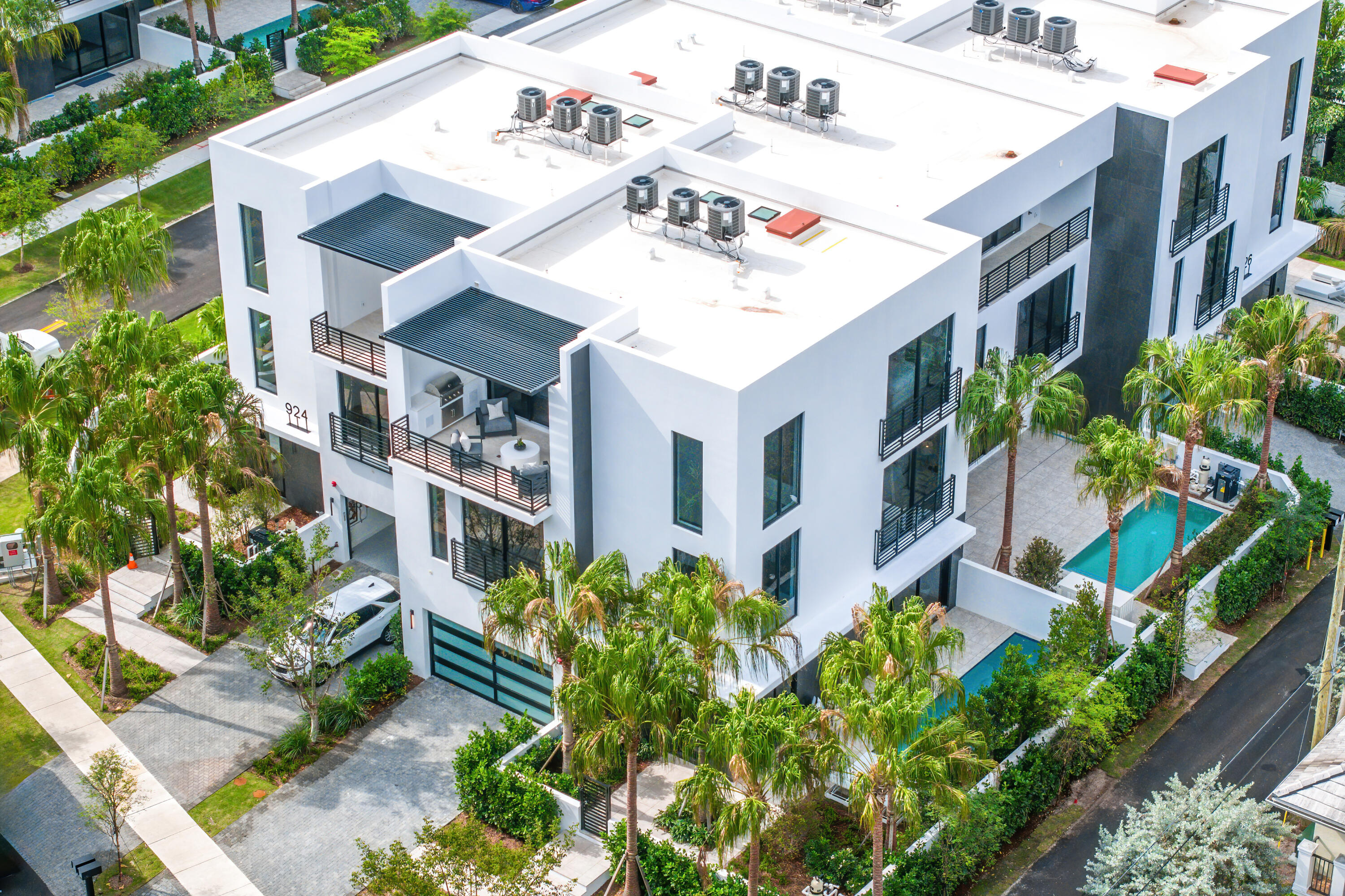 930 Palm Trail, Delray Beach FL, 33483