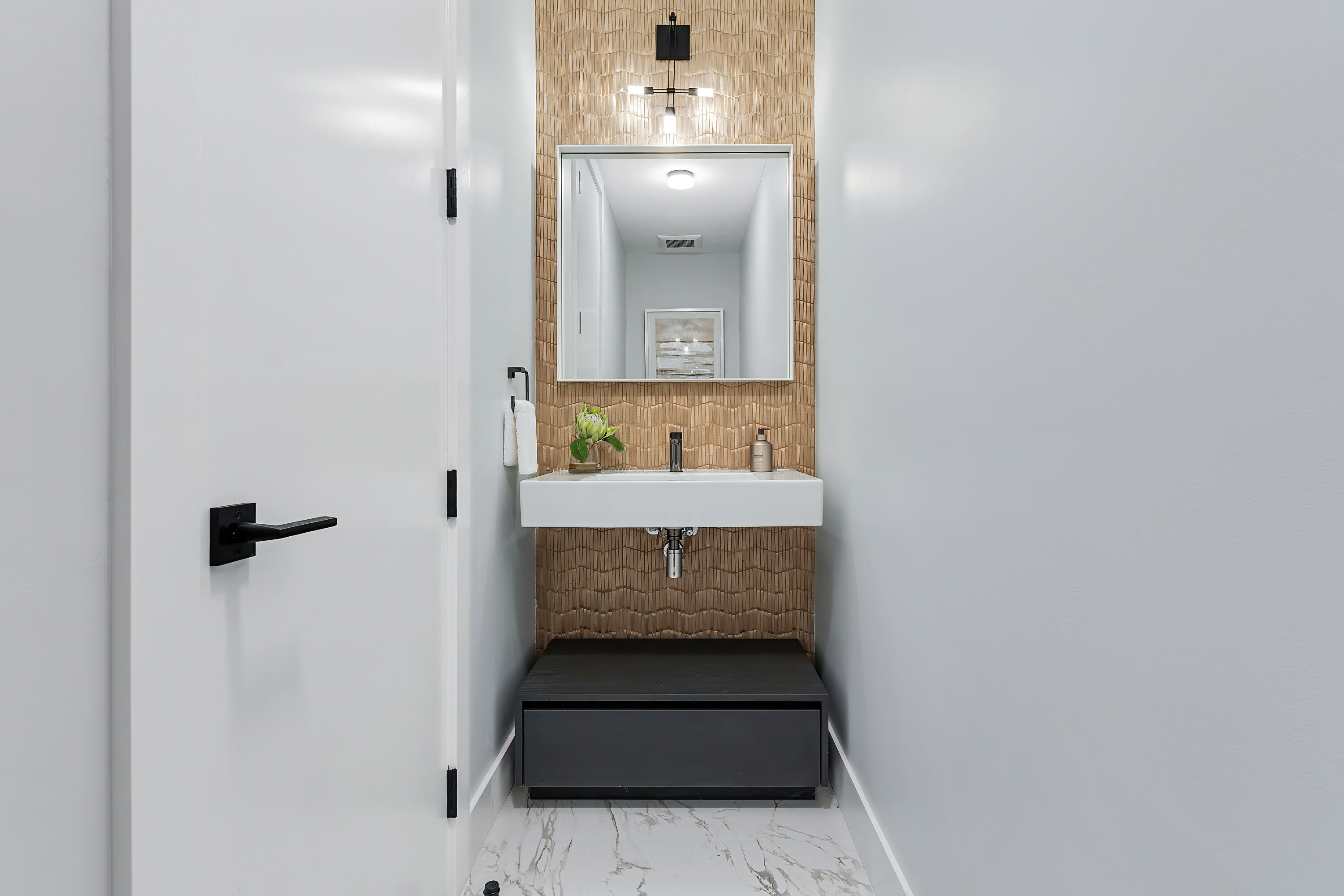 930 Palm Trail, Delray Beach FL, 33483