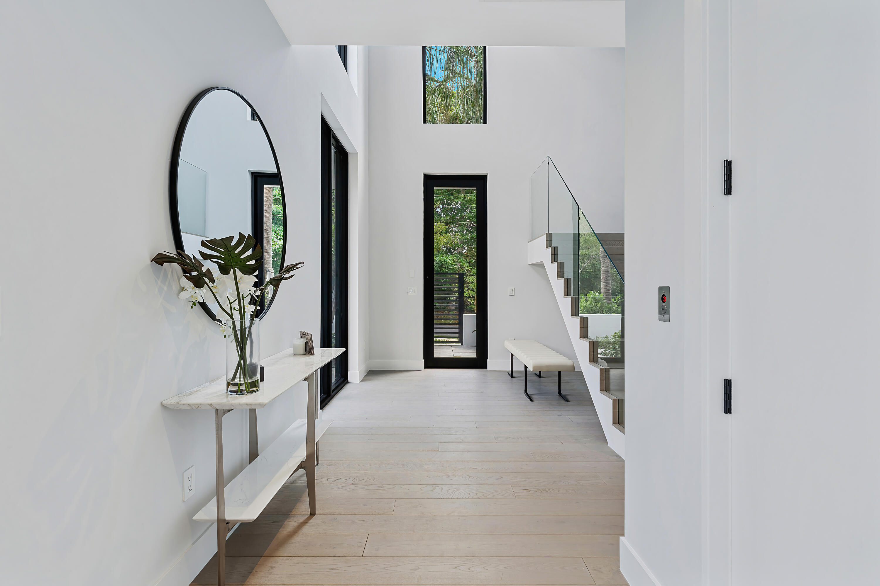 930 Palm Trail, Delray Beach FL, 33483