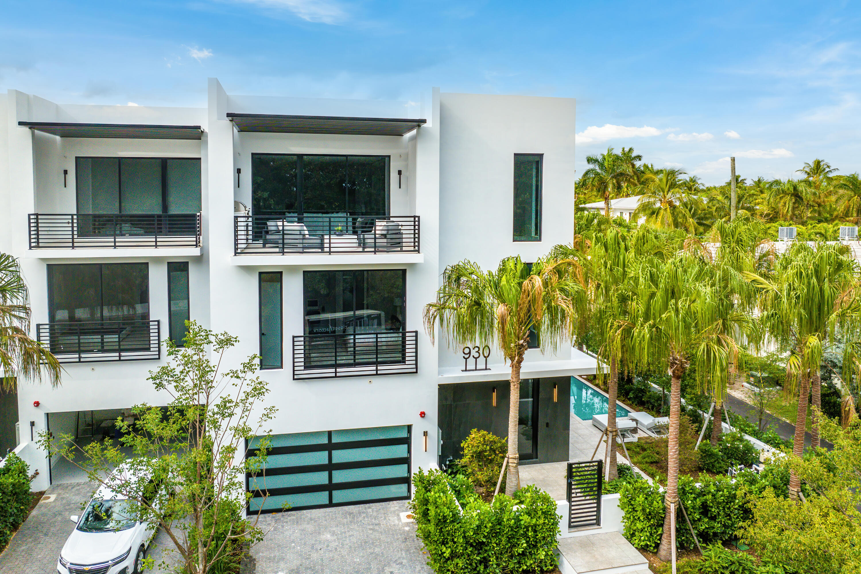 930 Palm Trail, Delray Beach FL, 33483