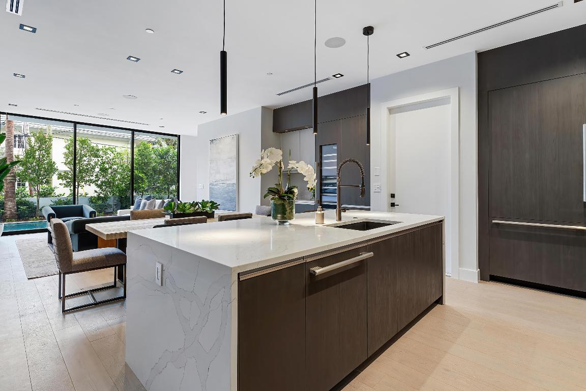 930 Palm Trail, Delray Beach FL, 33483