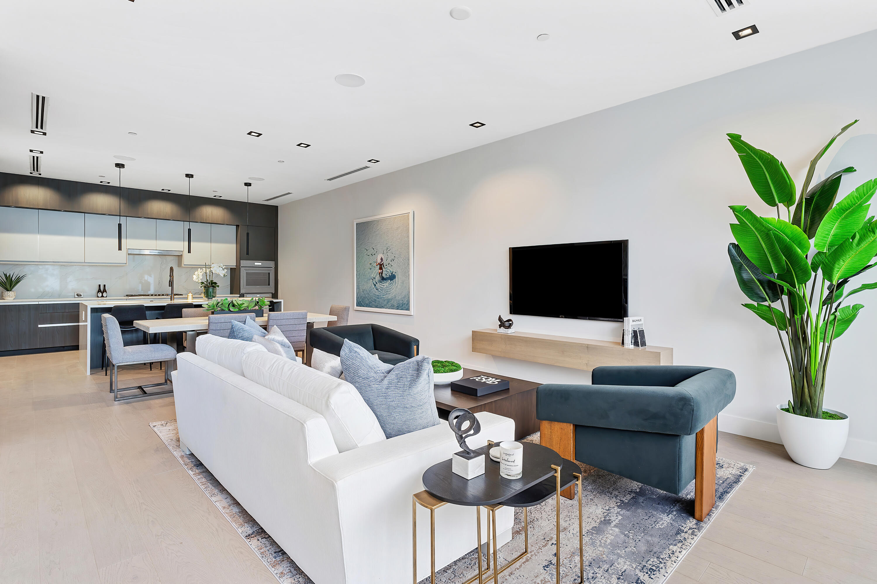 930 Palm Trail, Delray Beach FL, 33483