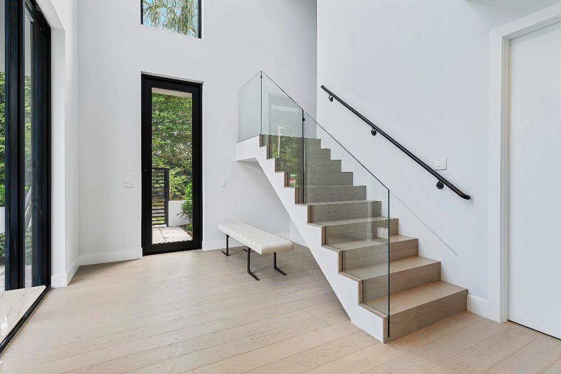 930 Palm Trail, Delray Beach FL, 33483