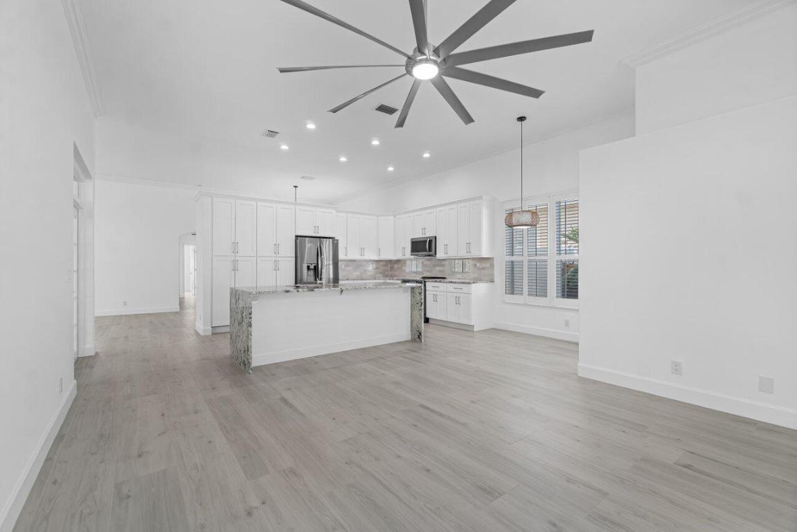 5954 Las Colinas Circle