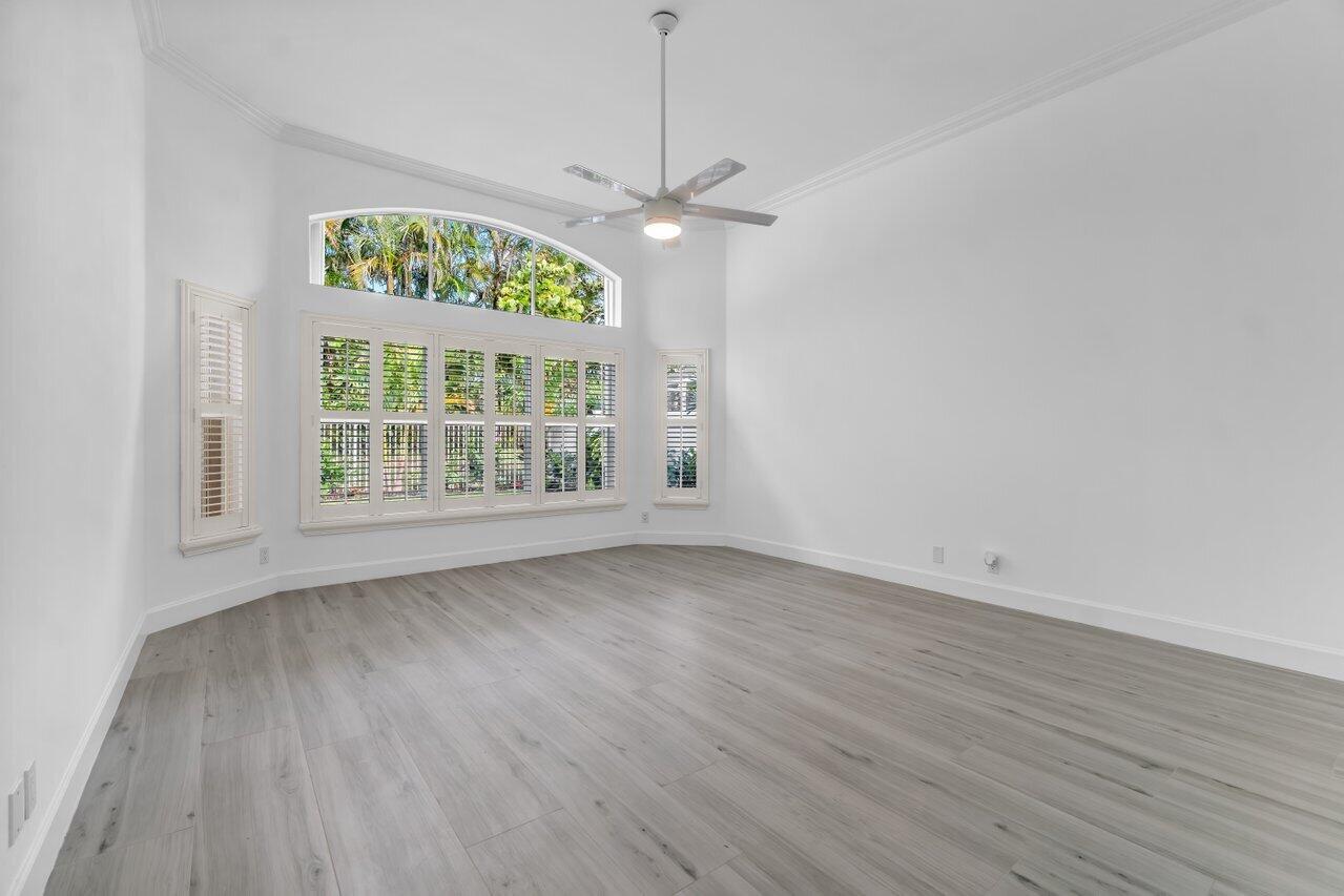 5954 Las Colinas Circle