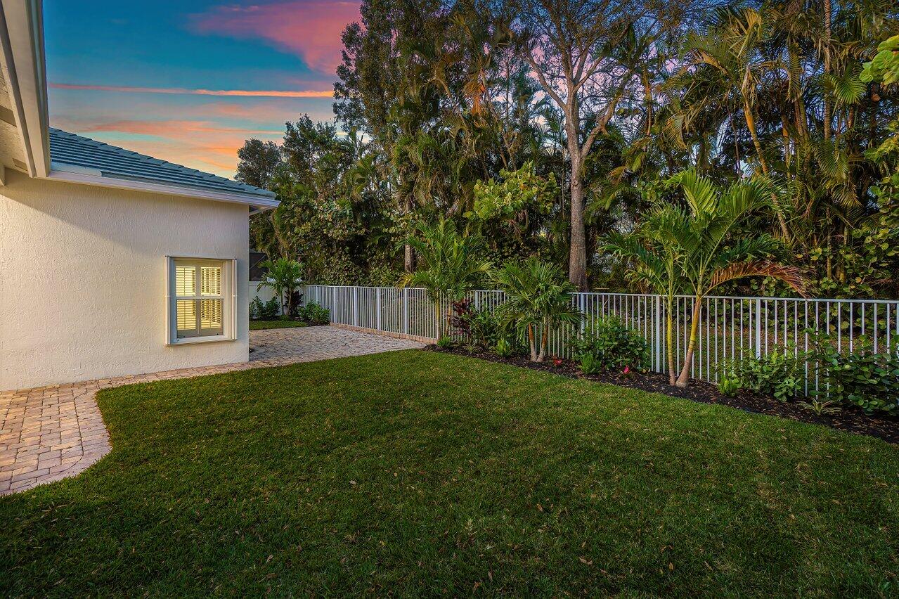 5954 Las Colinas Circle