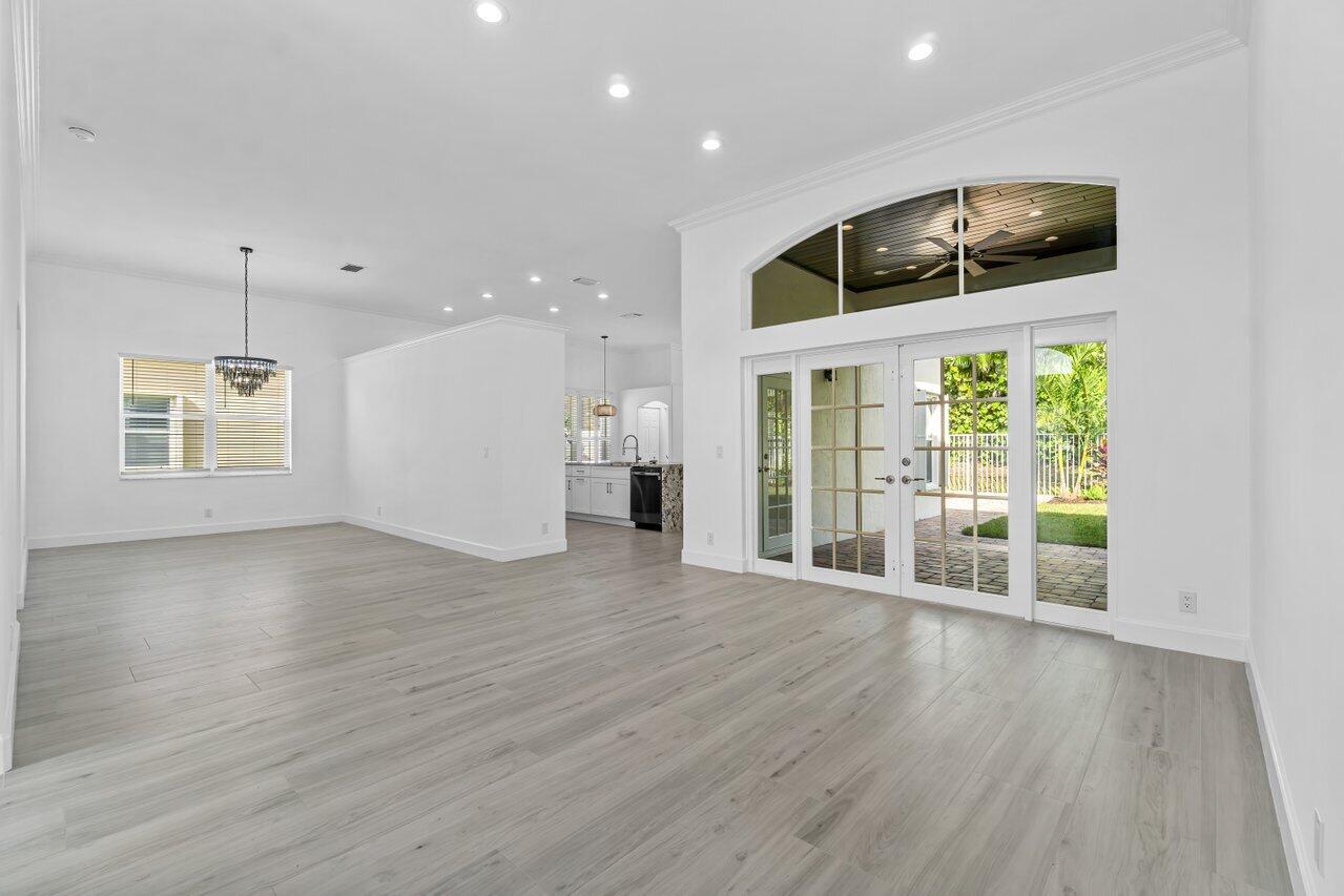 5954 Las Colinas Circle