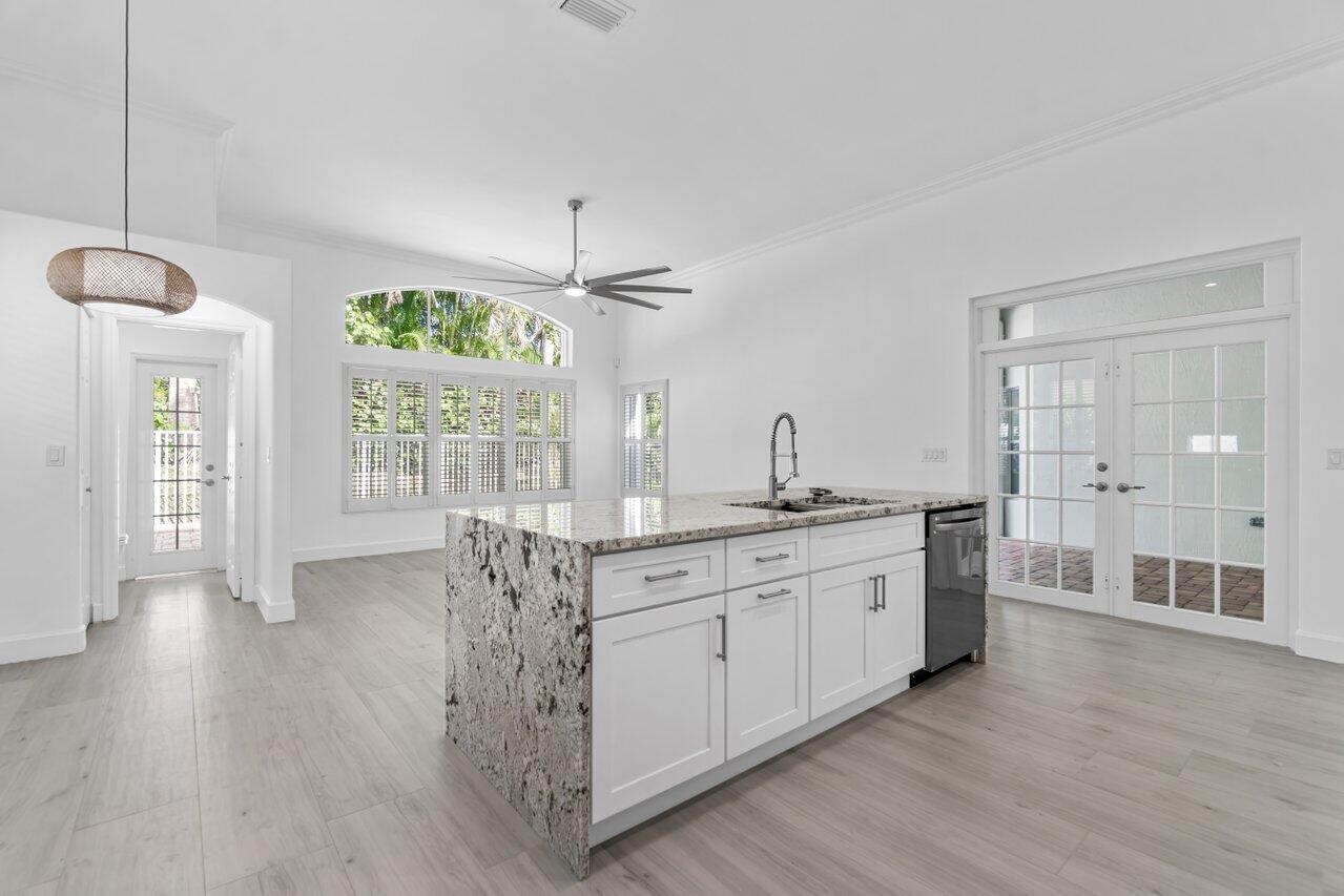 5954 Las Colinas Circle