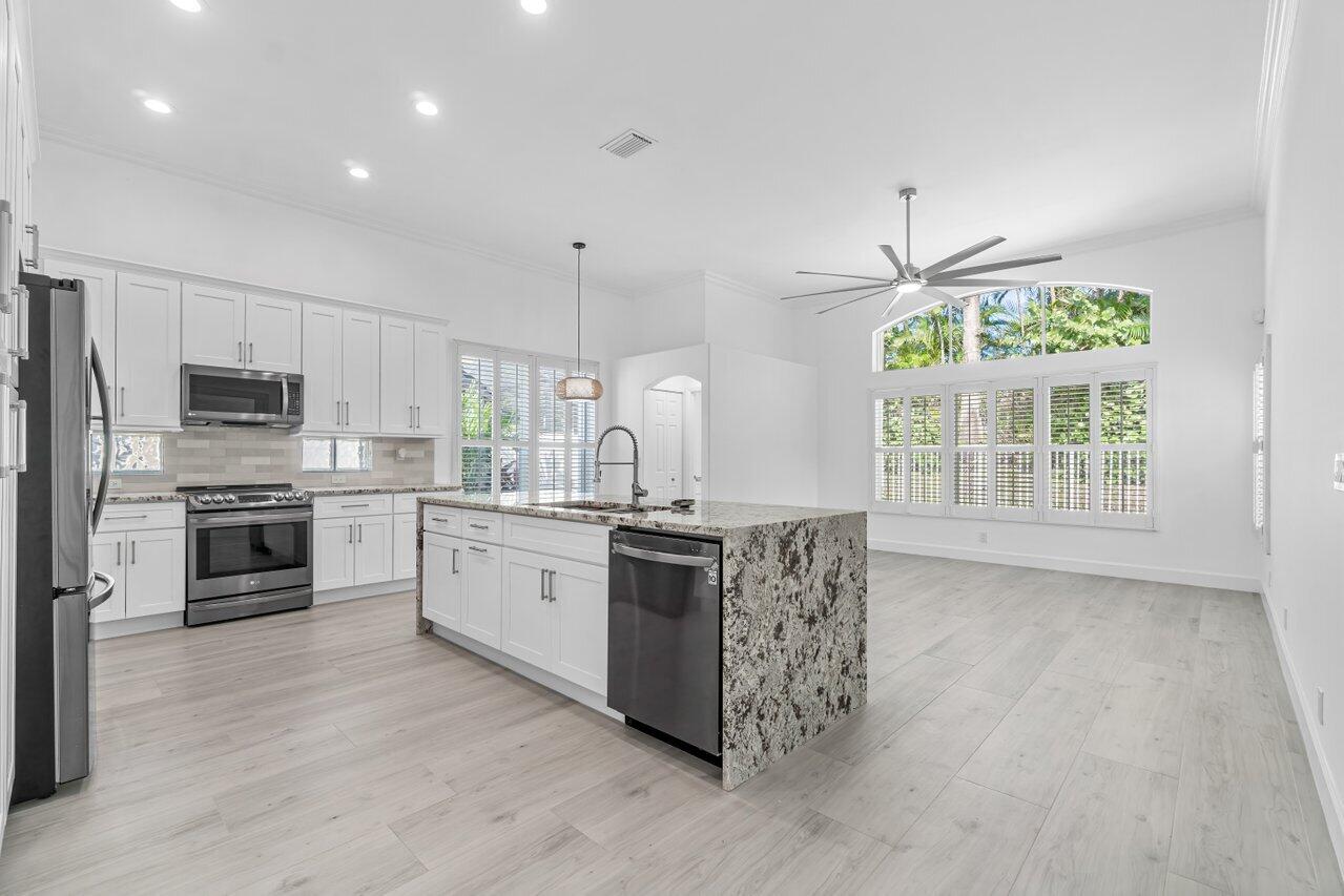 5954 Las Colinas Circle