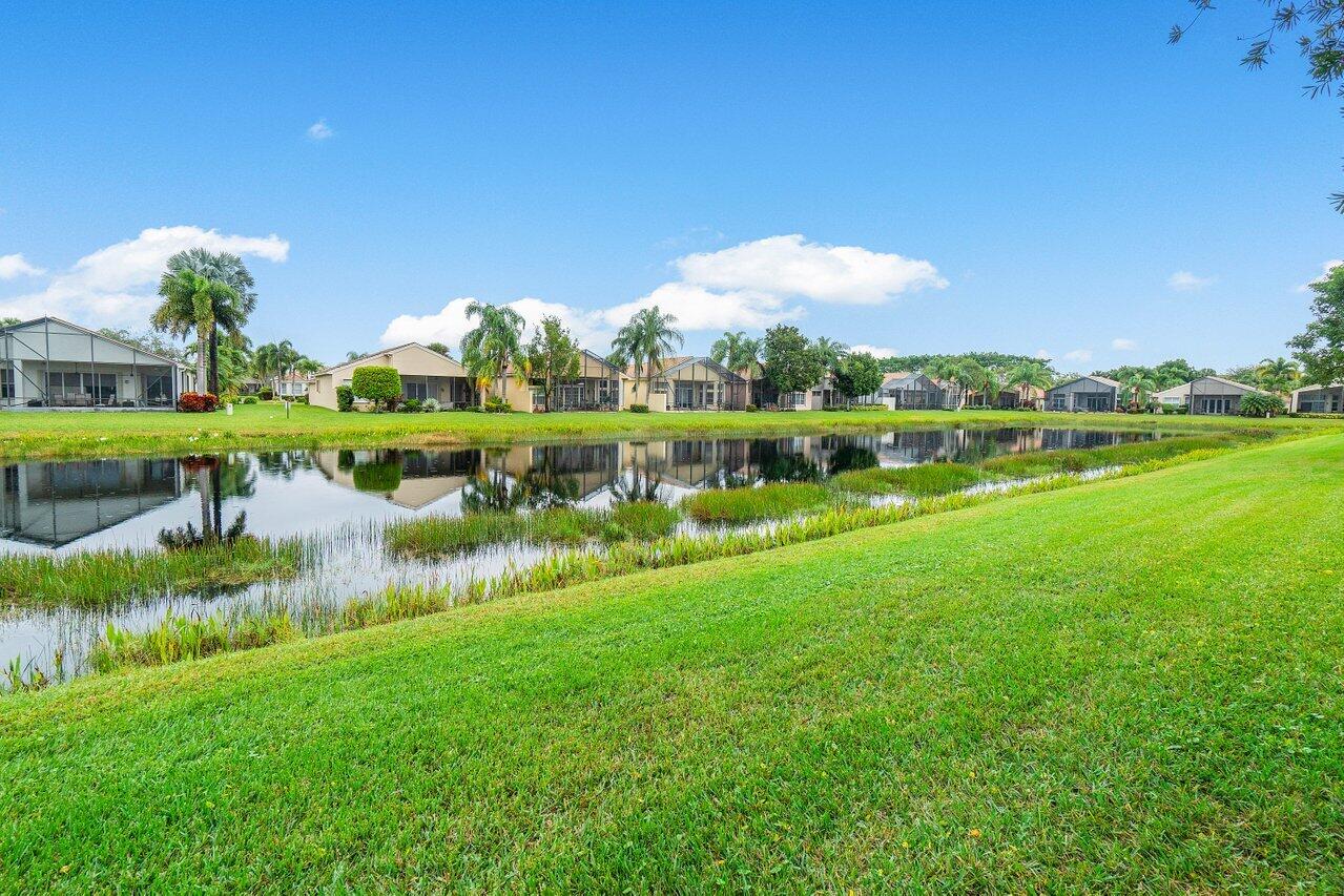 8225 Sandpiper Glen Drive, Lake Worth FL, 33467
