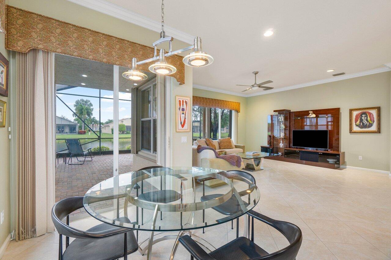 8225 Sandpiper Glen Drive, Lake Worth FL, 33467