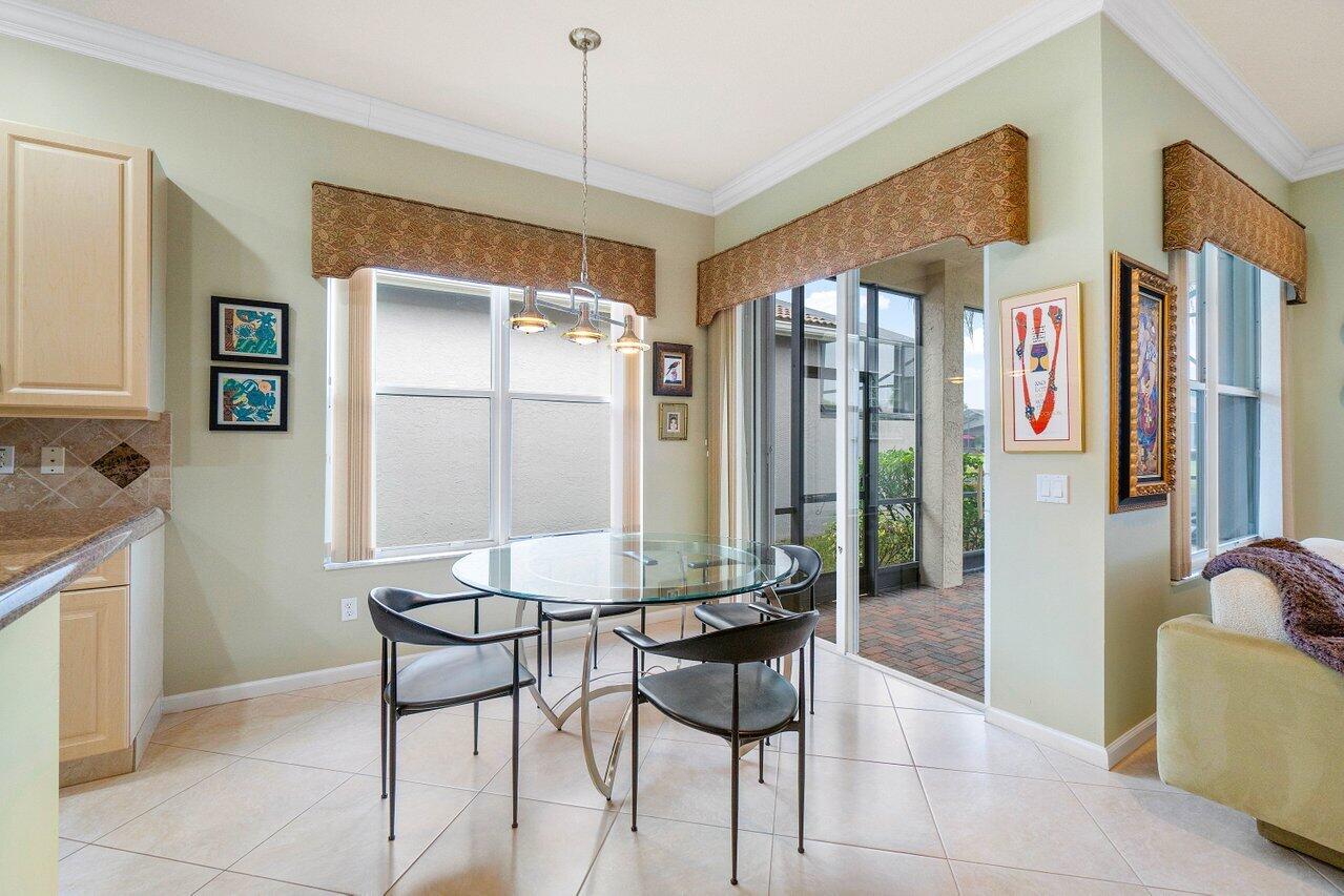 8225 Sandpiper Glen Drive, Lake Worth FL, 33467