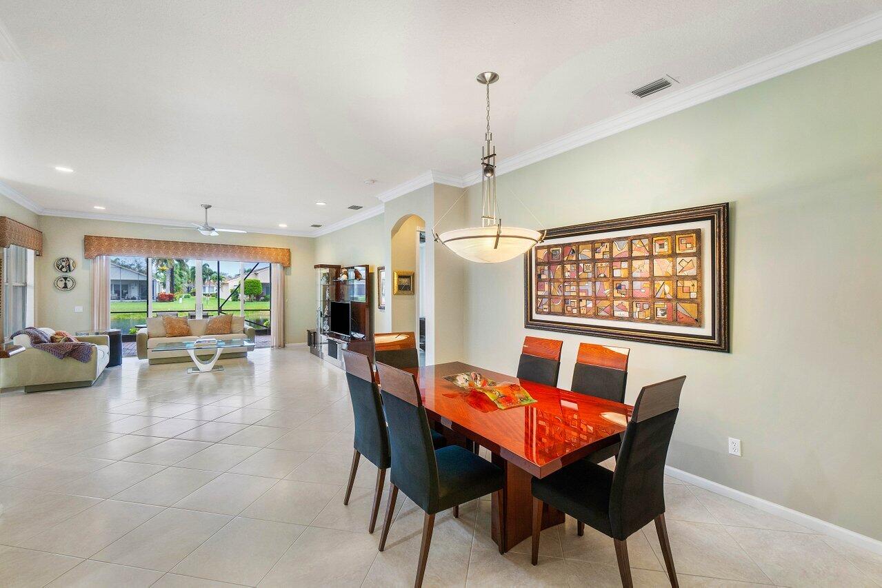 8225 Sandpiper Glen Drive, Lake Worth FL, 33467