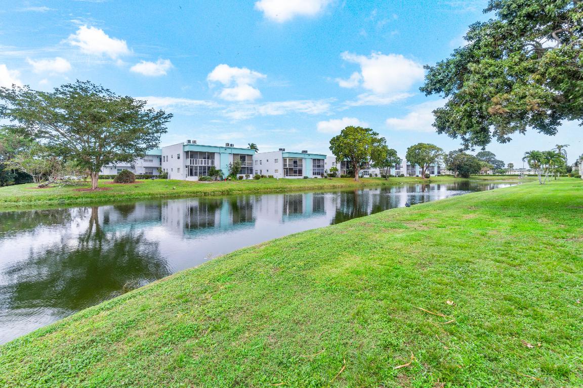 456 Monaco J 456, Delray Beach FL, 33446