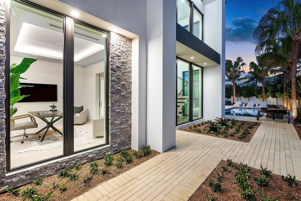 504 NE 7th Avenue, Delray Beach FL, 33483