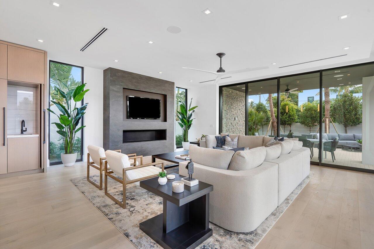 504 NE 7th Avenue, Delray Beach FL, 33483