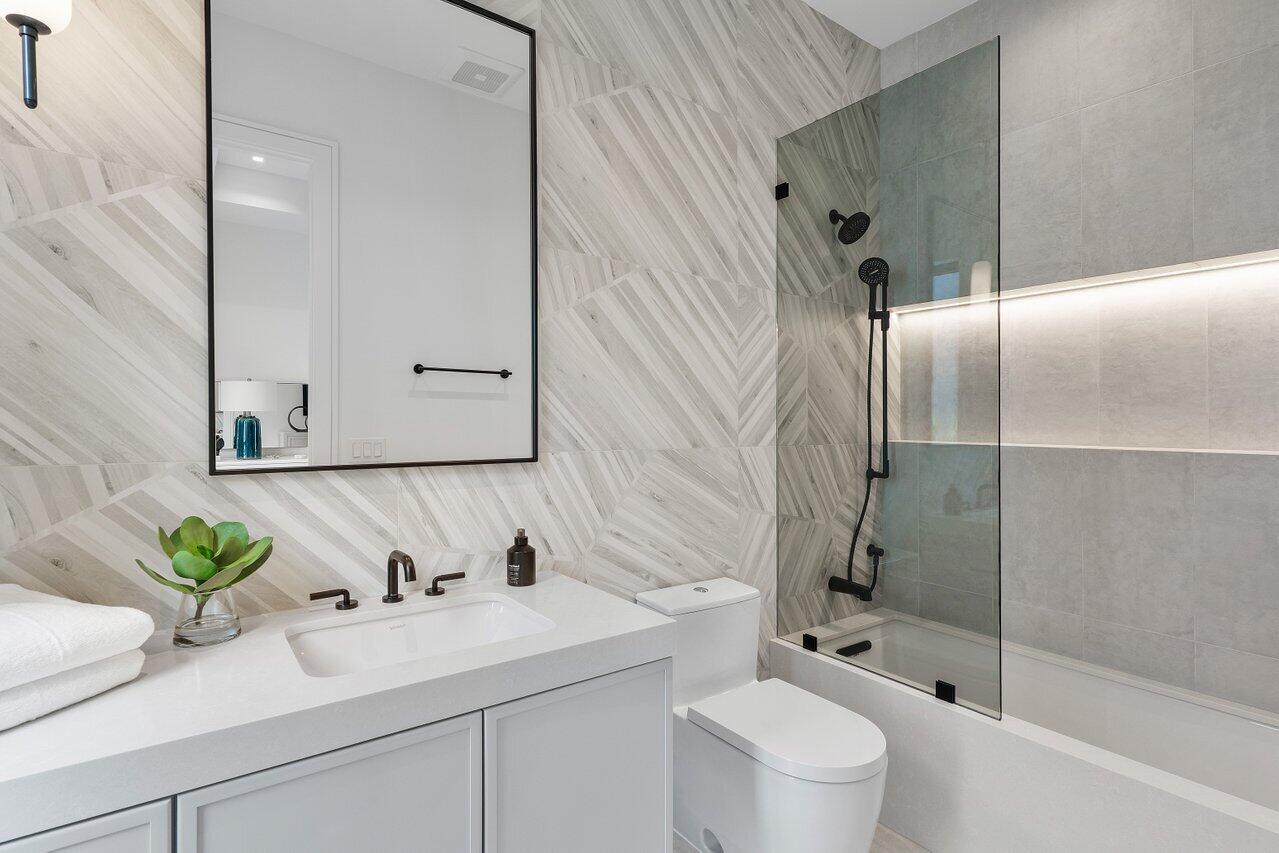 504 NE 7th Avenue, Delray Beach FL, 33483