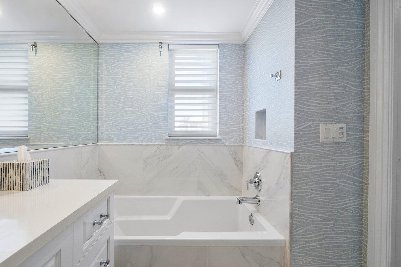 2150 S Ocean Boulevard 6d