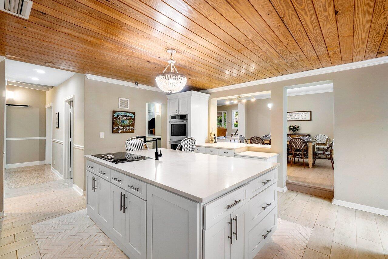 6260 N Ocean Boulevard