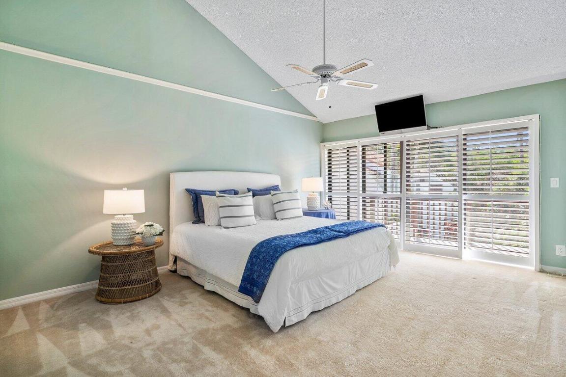 5578a N Ocean Boulevard 28f