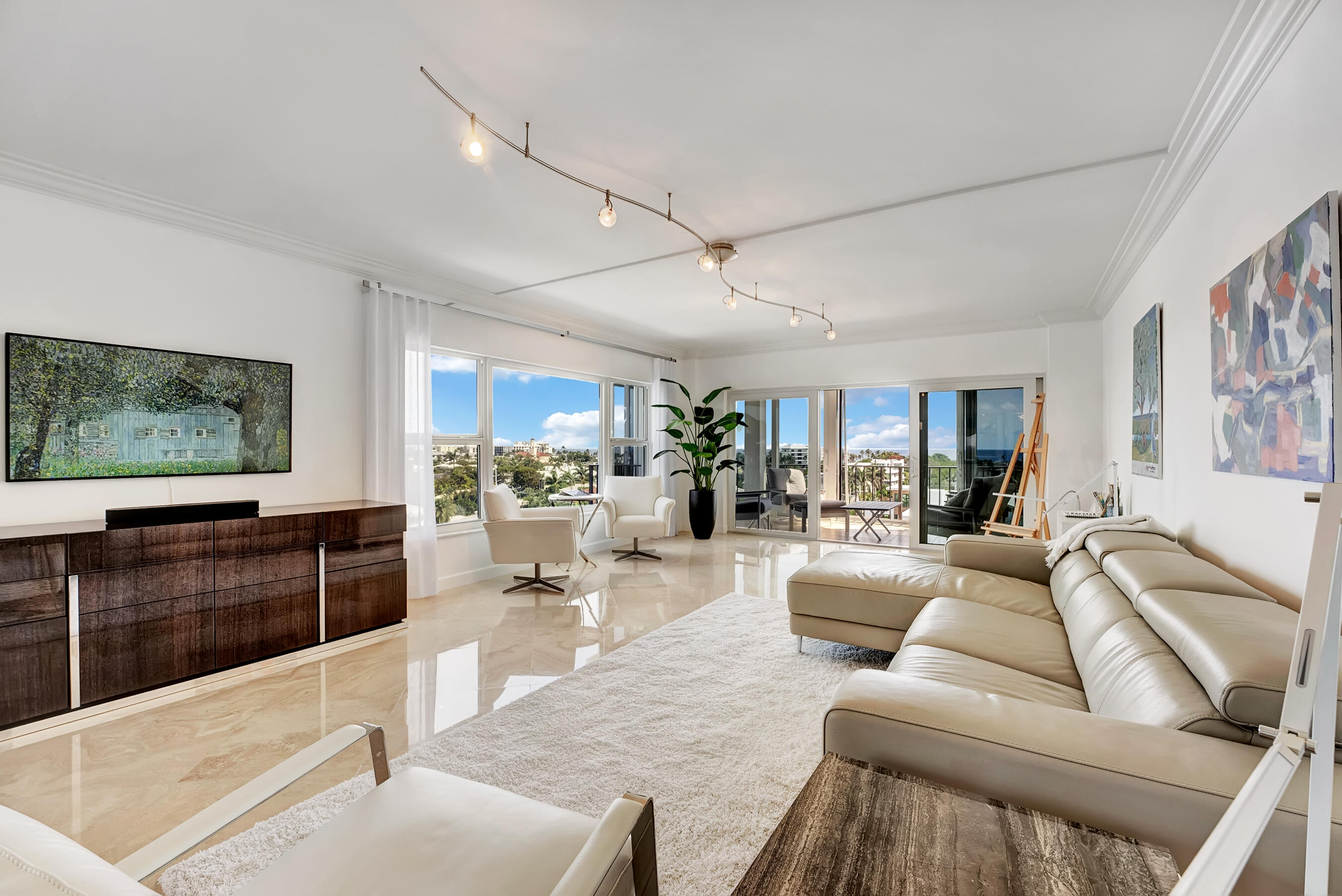 200 Macfarlane Drive 705