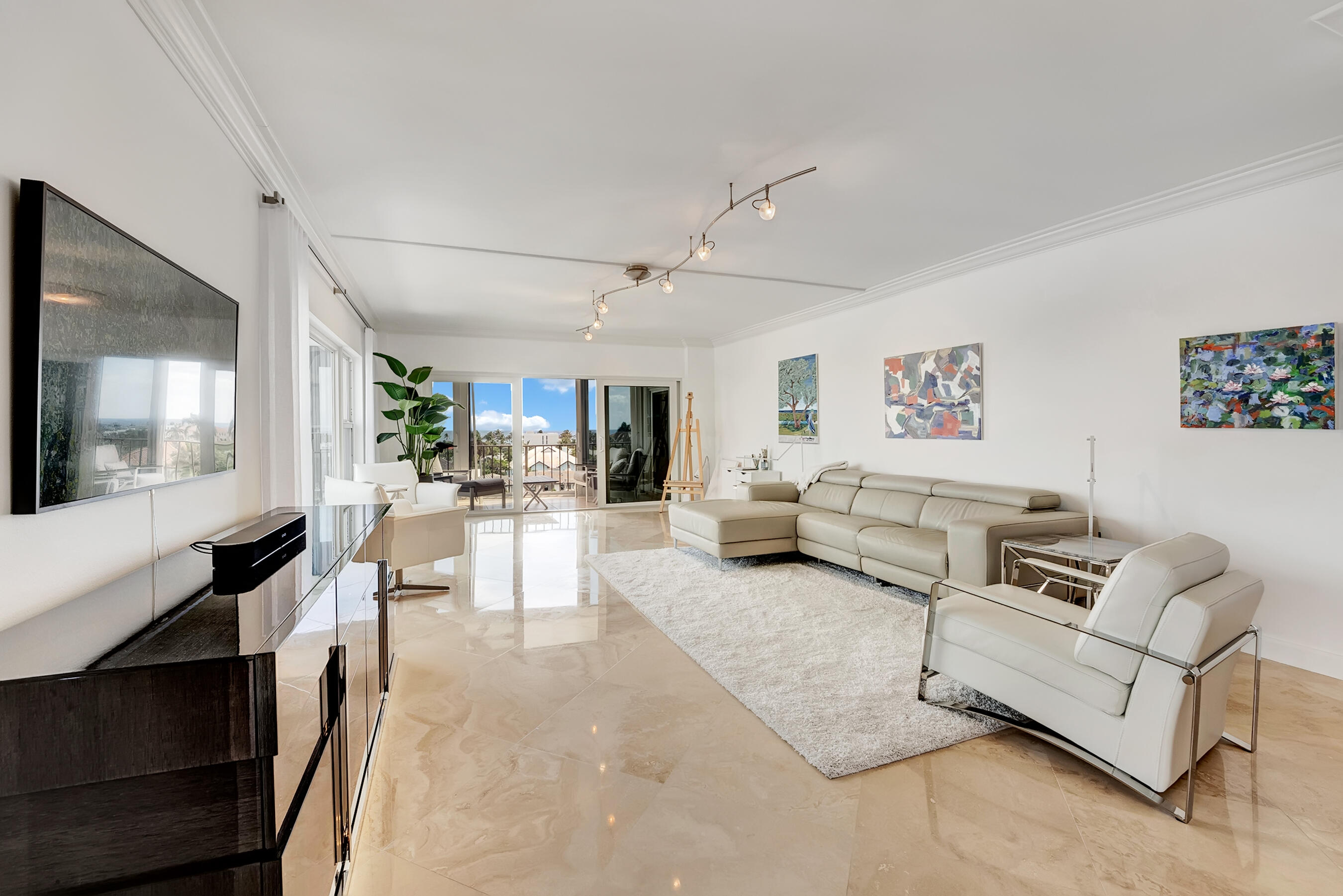 200 Macfarlane Drive 705