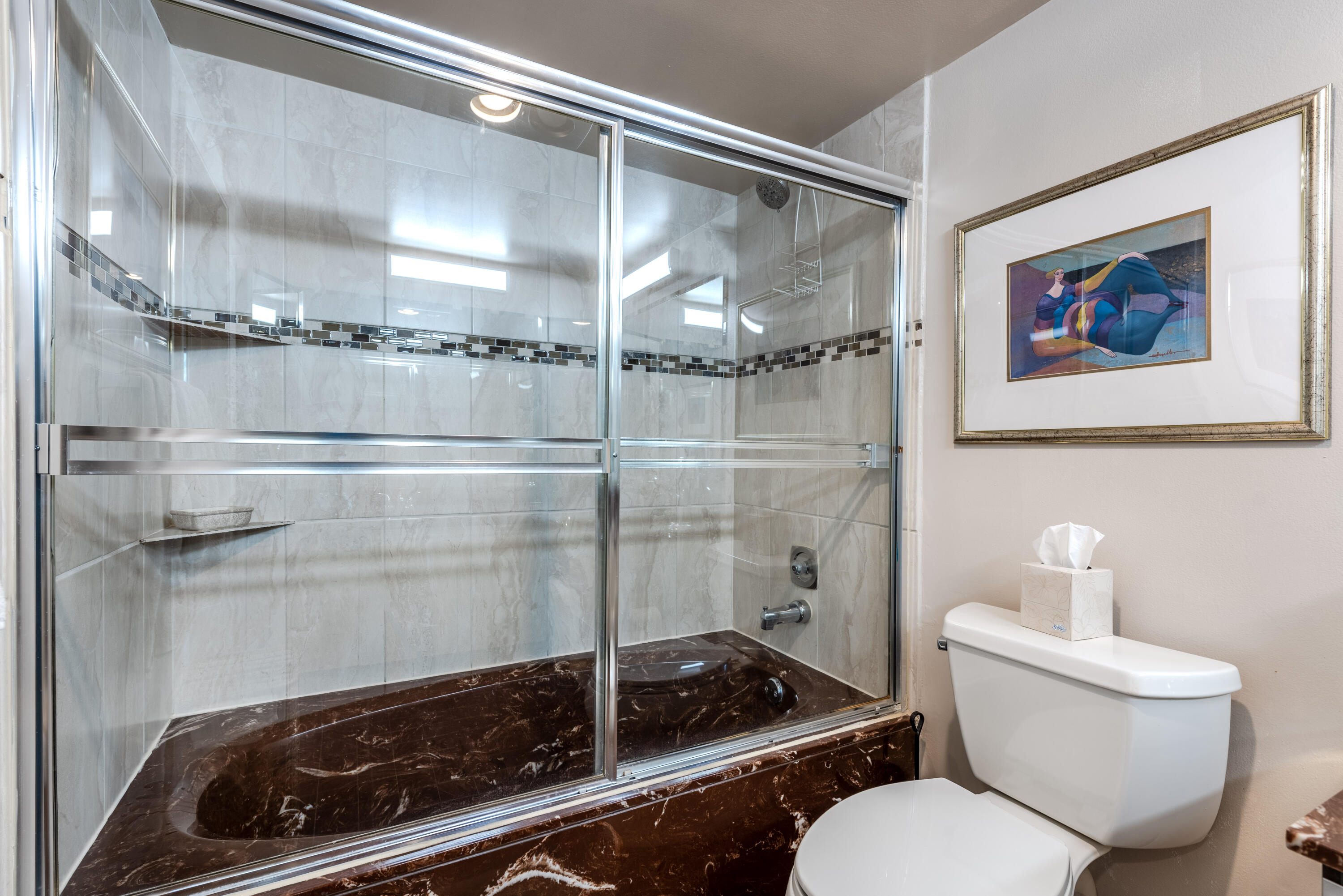 5690 Fairway Pard Drive 102