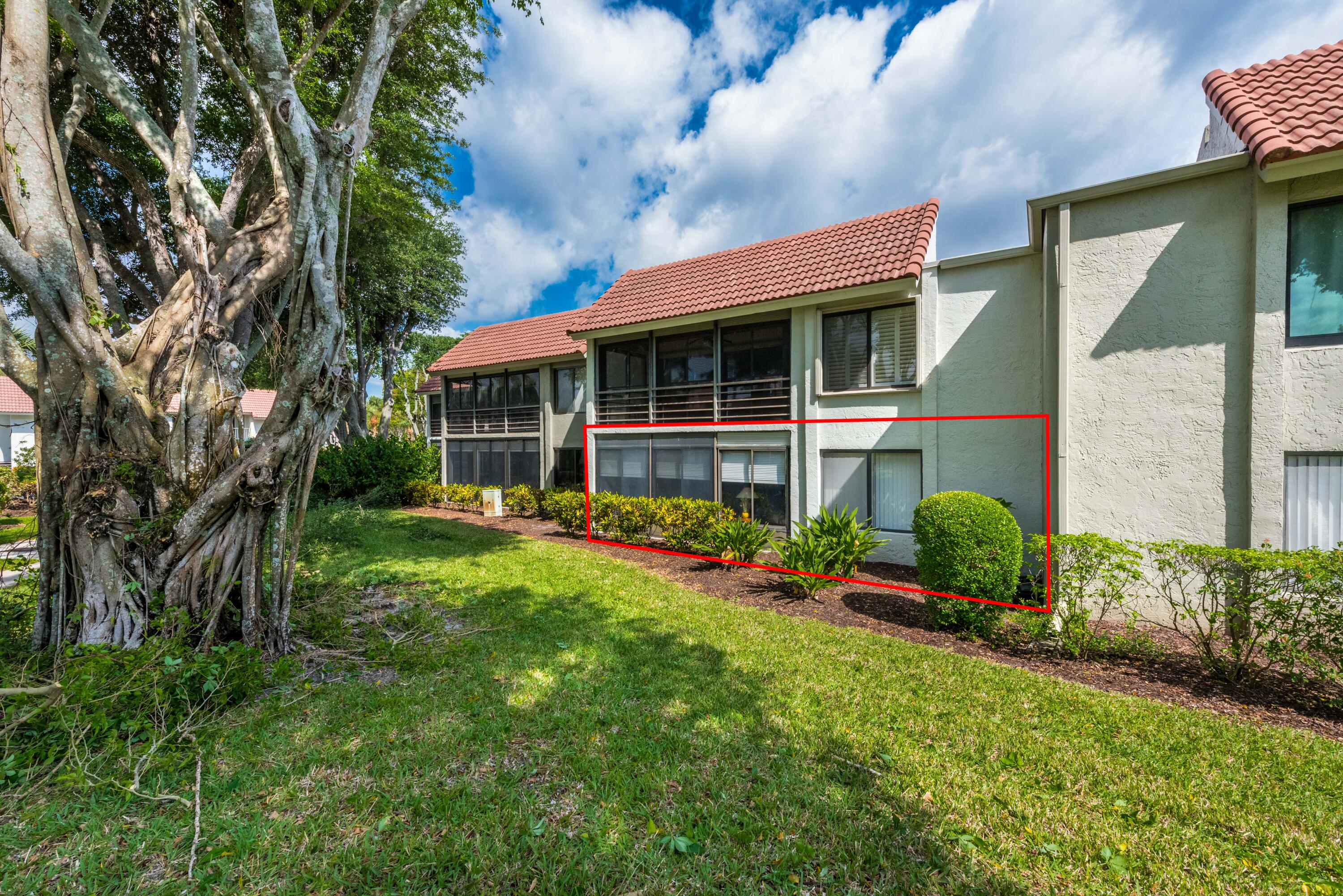 5690 Fairway Pard Drive 102