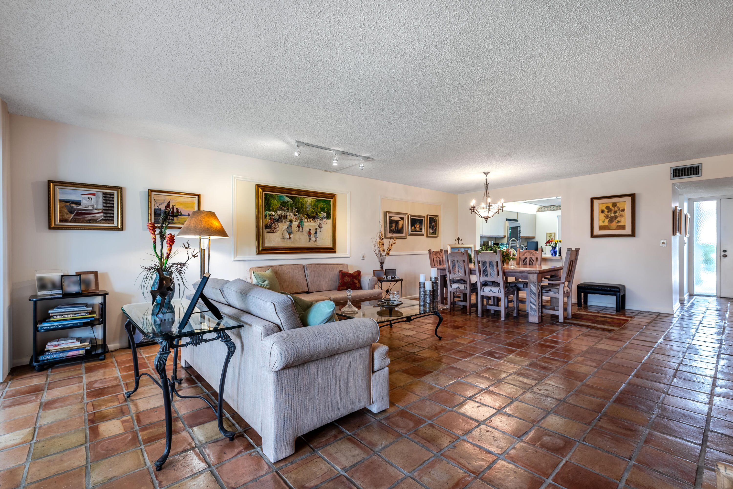 5690 Fairway Pard Drive 102