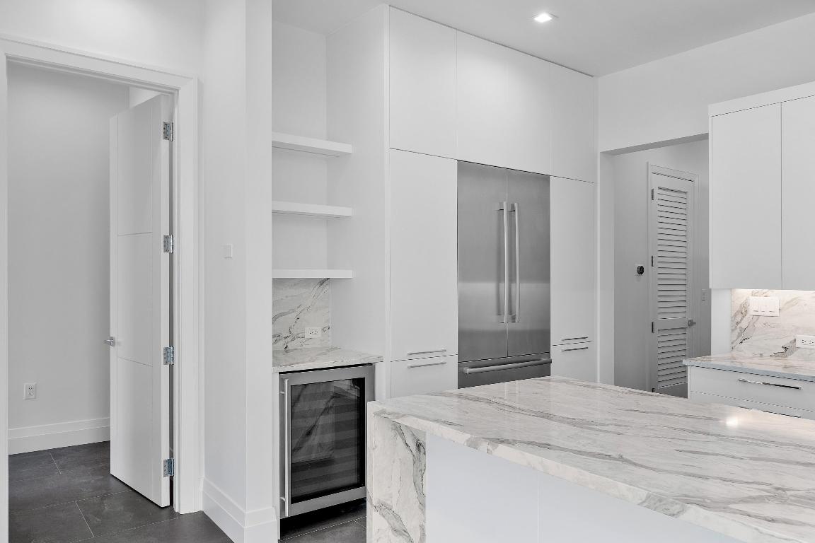 1177 George Bush Boulevard 201