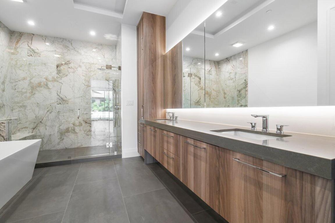 1177 George Bush Boulevard 201