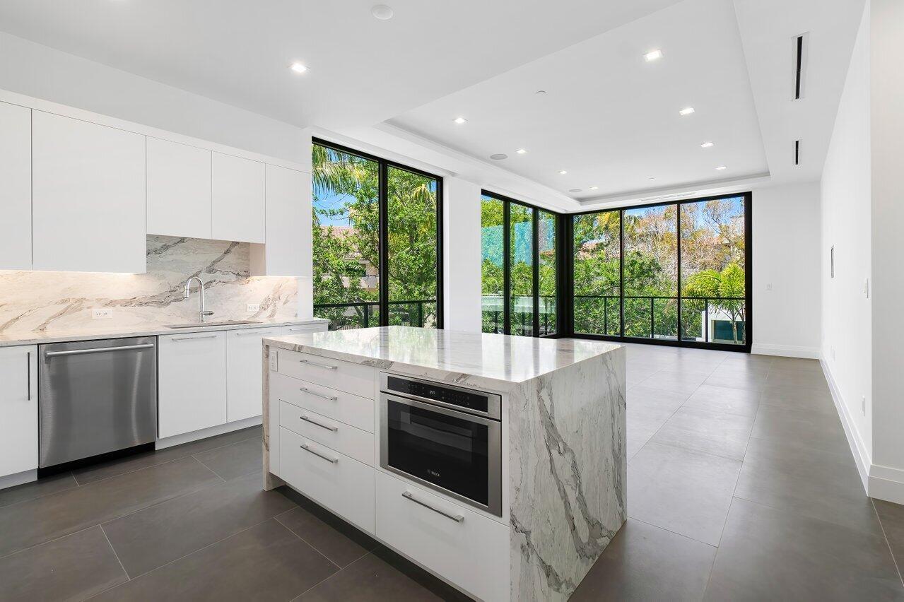 1177 George Bush Boulevard 201