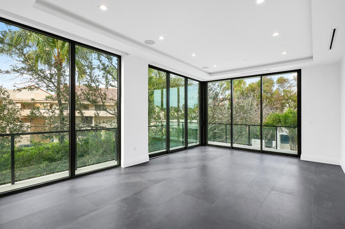 1177 George Bush Boulevard 201