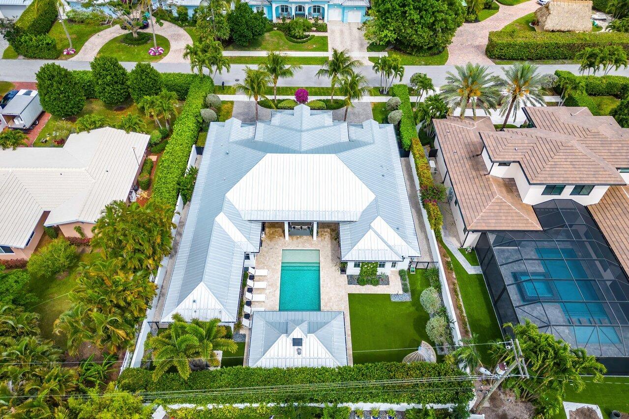 1210 NW 3rd Avenue