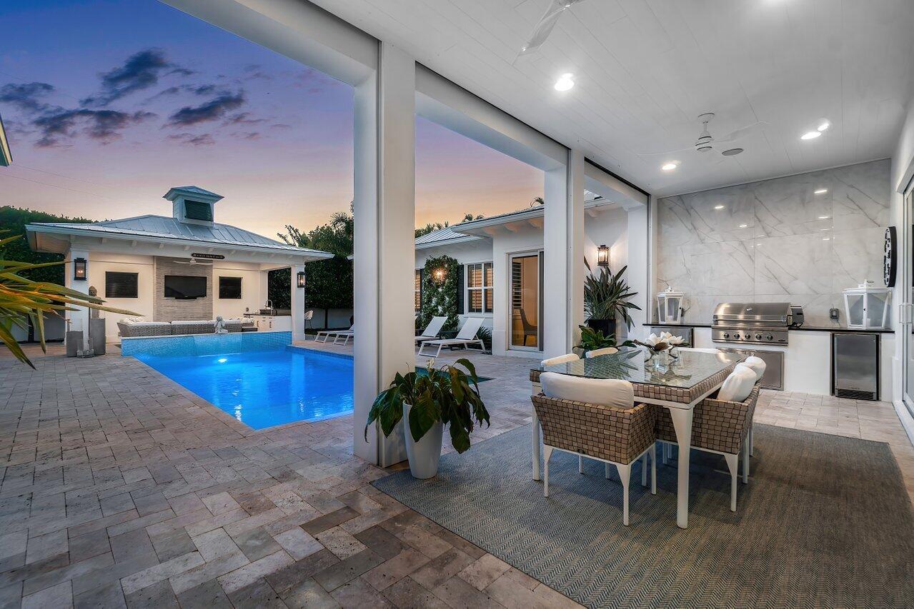 1210 NW 3rd Avenue