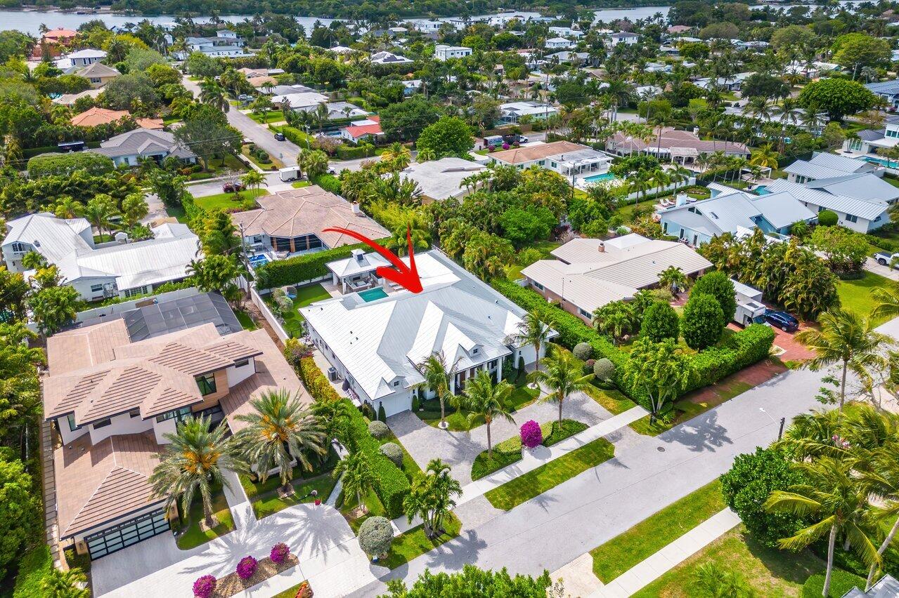 1210 NW 3rd Avenue