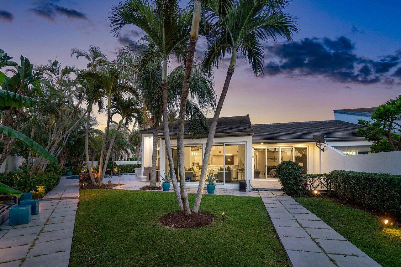 6110 N Ocean Boulevard 27