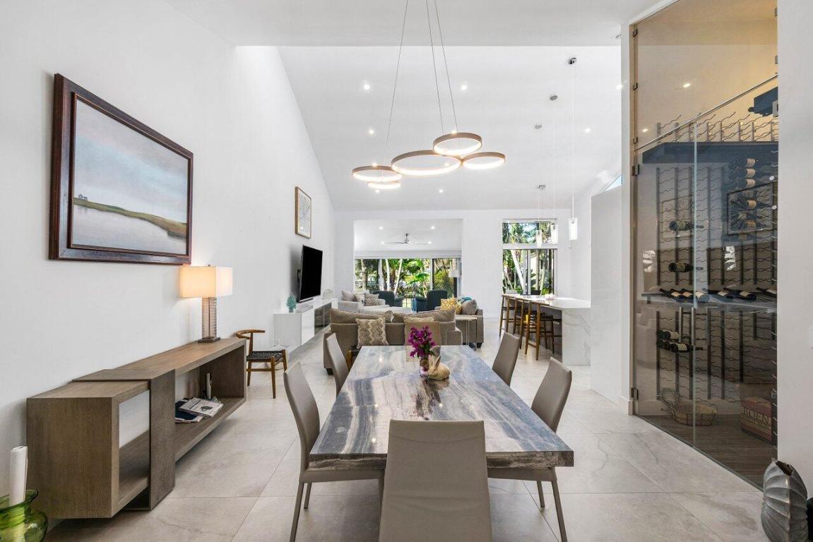 6110 N Ocean Boulevard 27