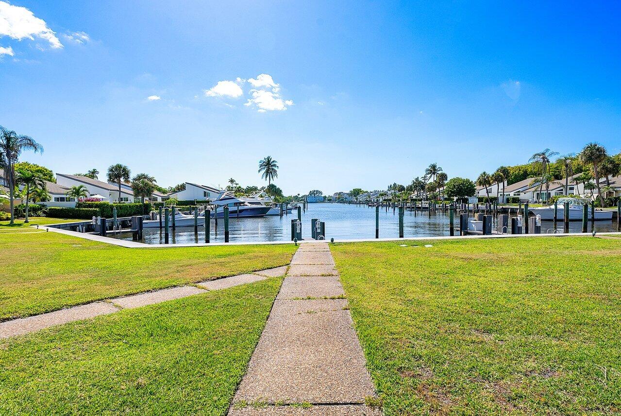 6110 N Ocean Boulevard 27