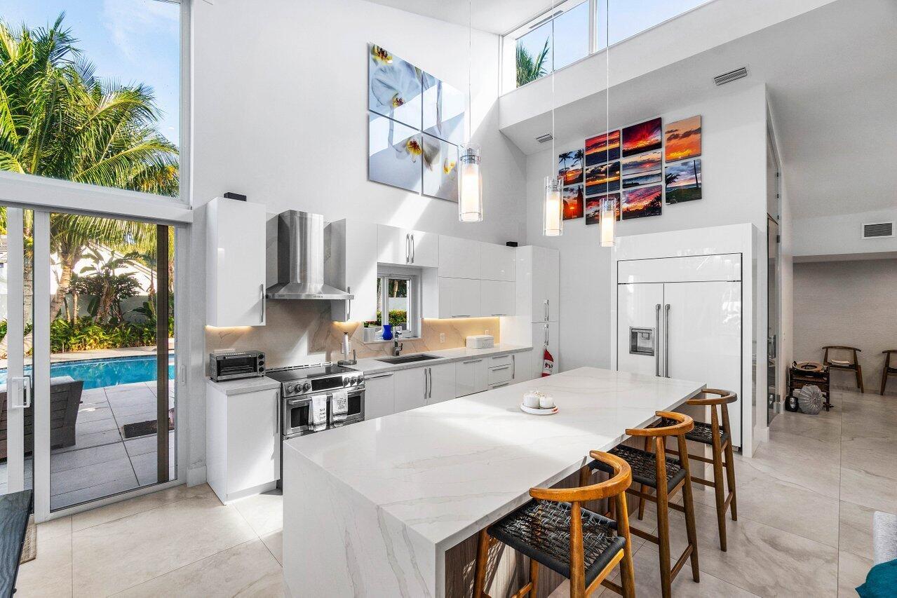 6110 N Ocean Boulevard 27