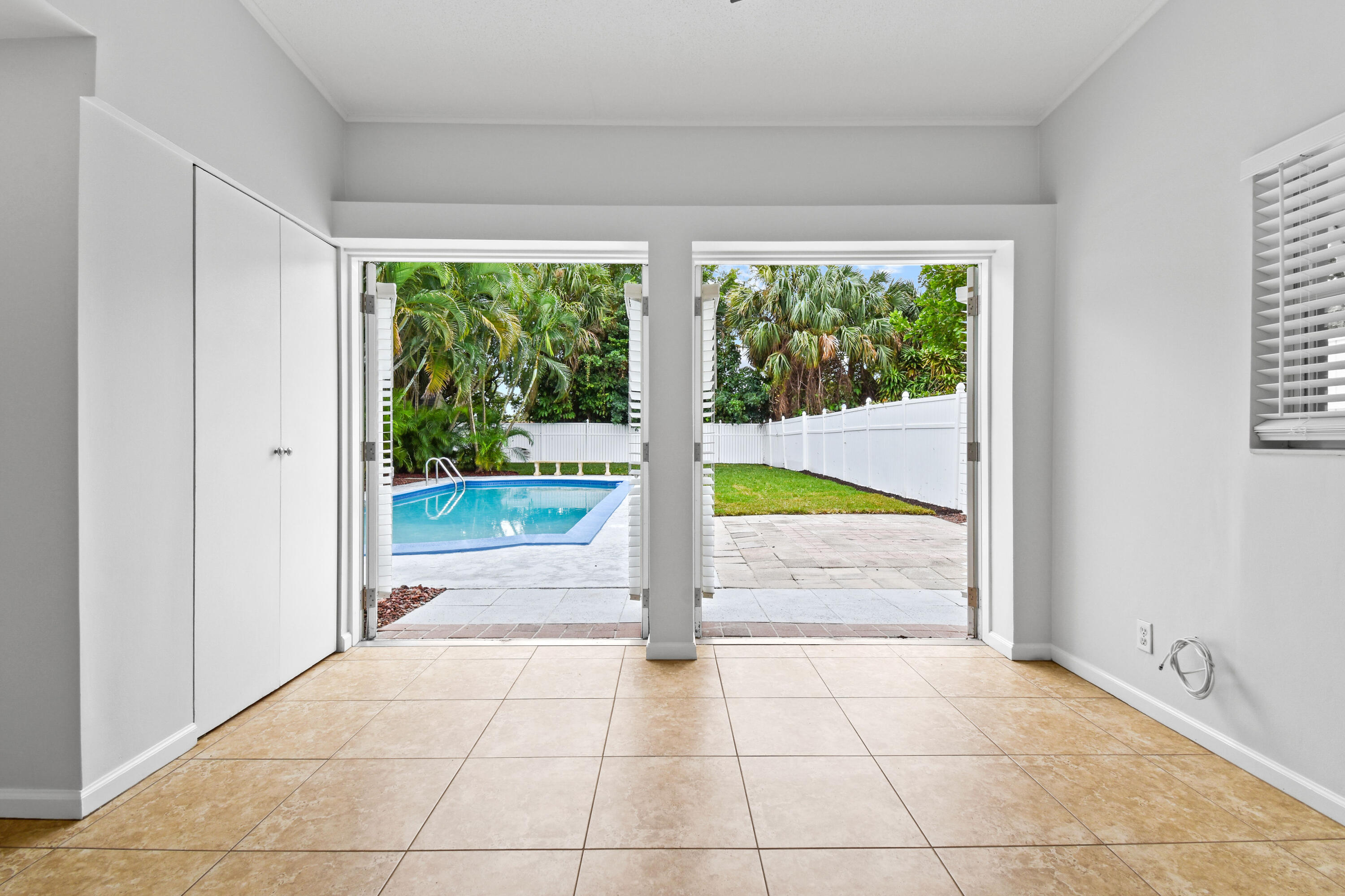 214 Seville Road