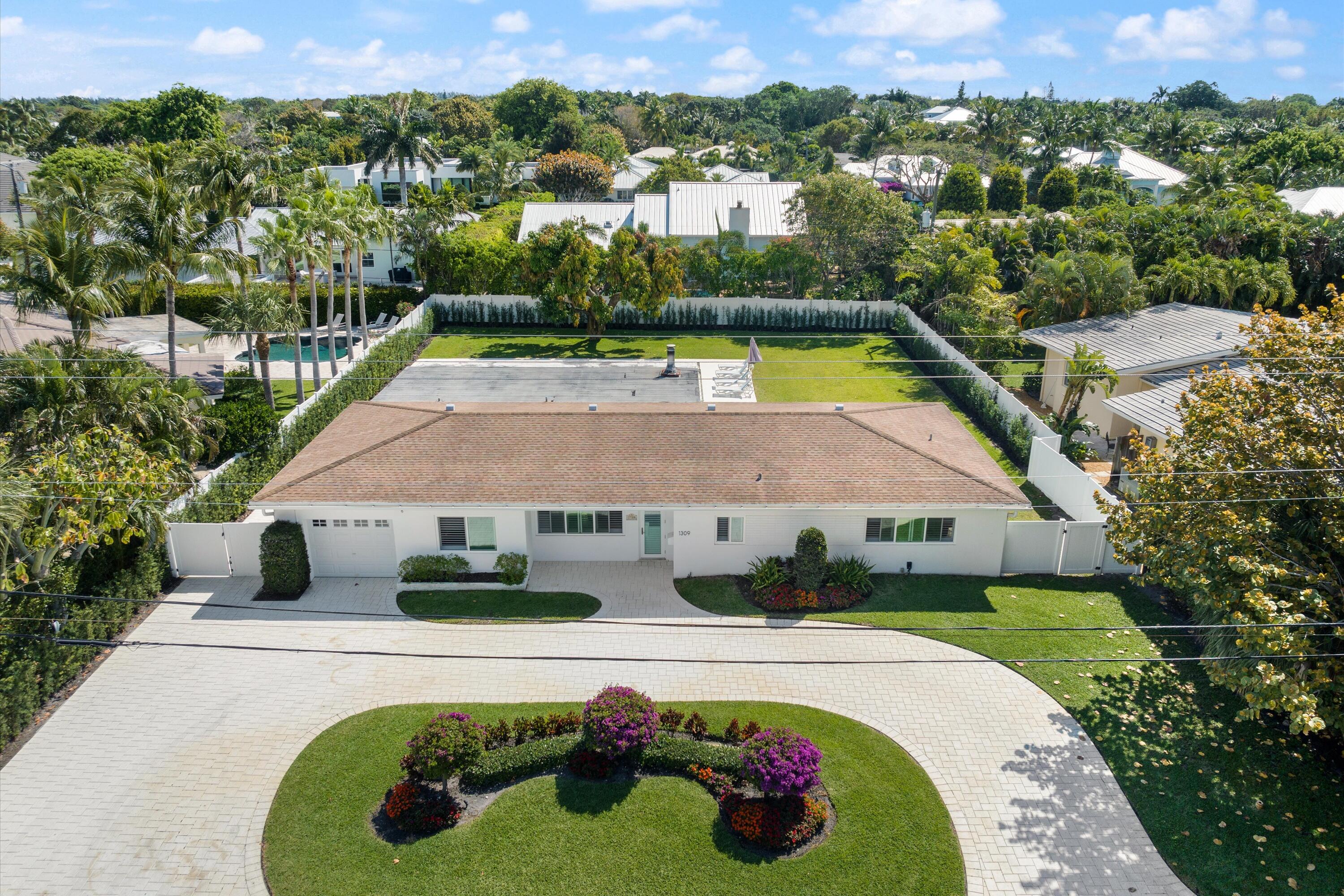 1309 NW 4th Avenue