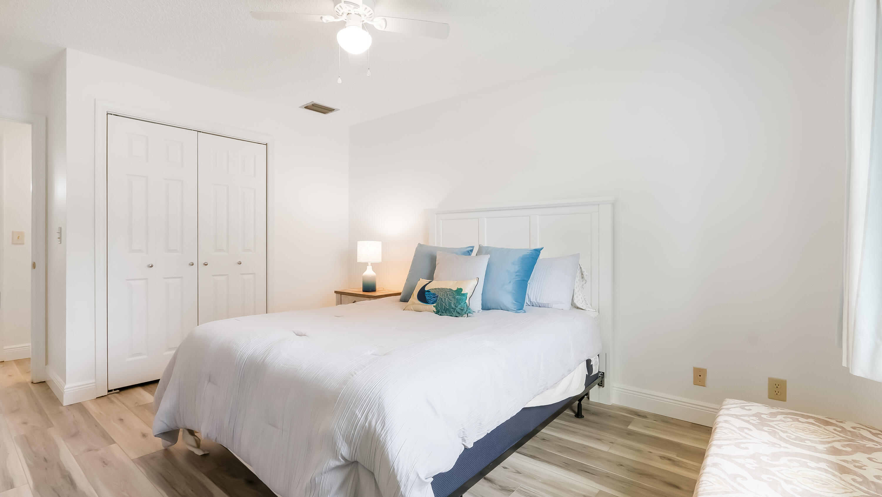10088 44 Way S 382