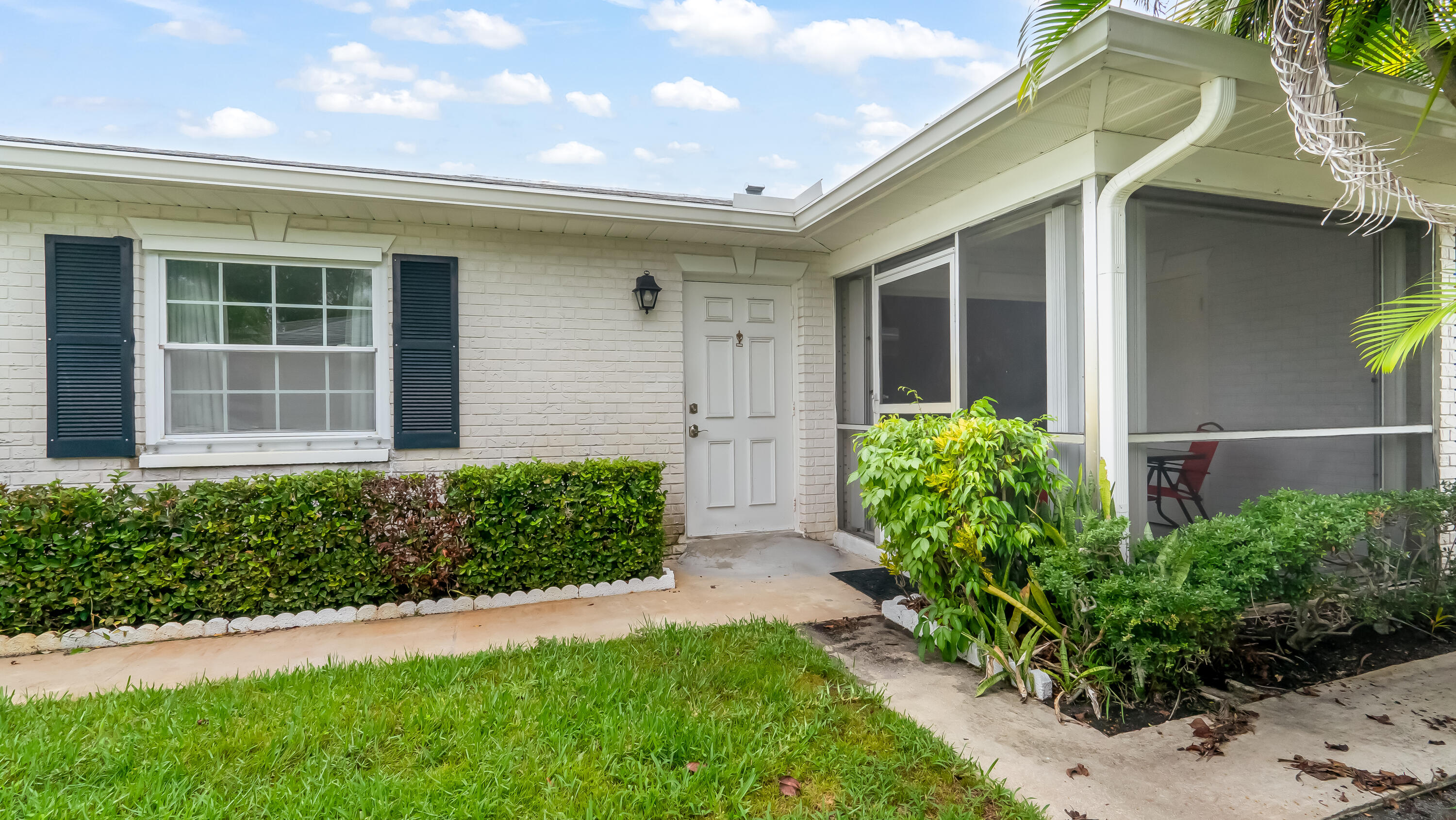 10088 44 Way S 382